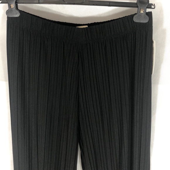 SOLD .NWT= TankTop & Pants, Size XL , Black color. - Picture 4 of 8